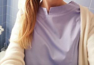 Read more about the article Casacca stupenda, vestibilità ottima, ho ordinato una S e per la mia corporatura è perfetta, colore bellissimo consono con quello proposto molto femminile e sobrio, dopo il lavaggio non perde colore e ci si mette pochissimo per stirarla. Davvero ottimo acquisto! Ne ho già riordinato un’altra!