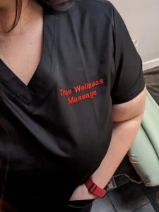 Read more about the article Comfortable scrub top and embroidery came out really nice. The only thing are the arms are pretty tight compared to the rest of the scrub top